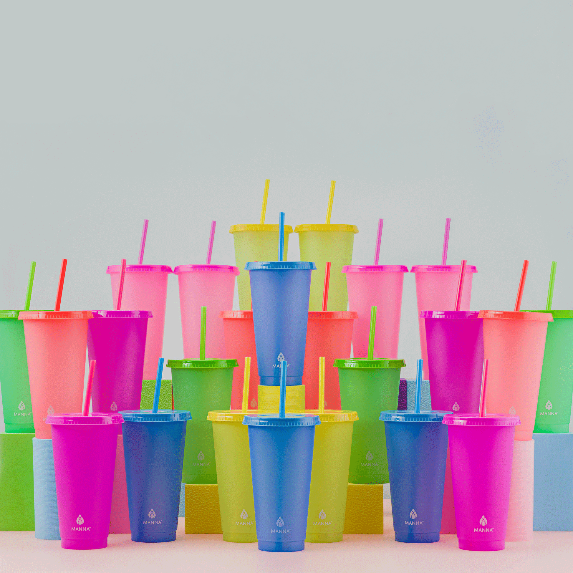 24-piece-original-color-changing-cup-set-e8 A0029811.gif