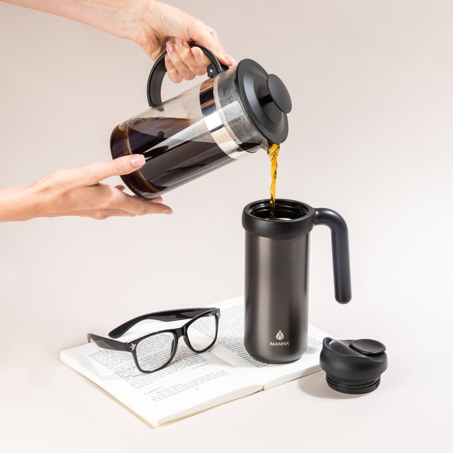 16-oz-mocha-travel-mug-o3 MAN_Website_Mocha_L_03.jpg