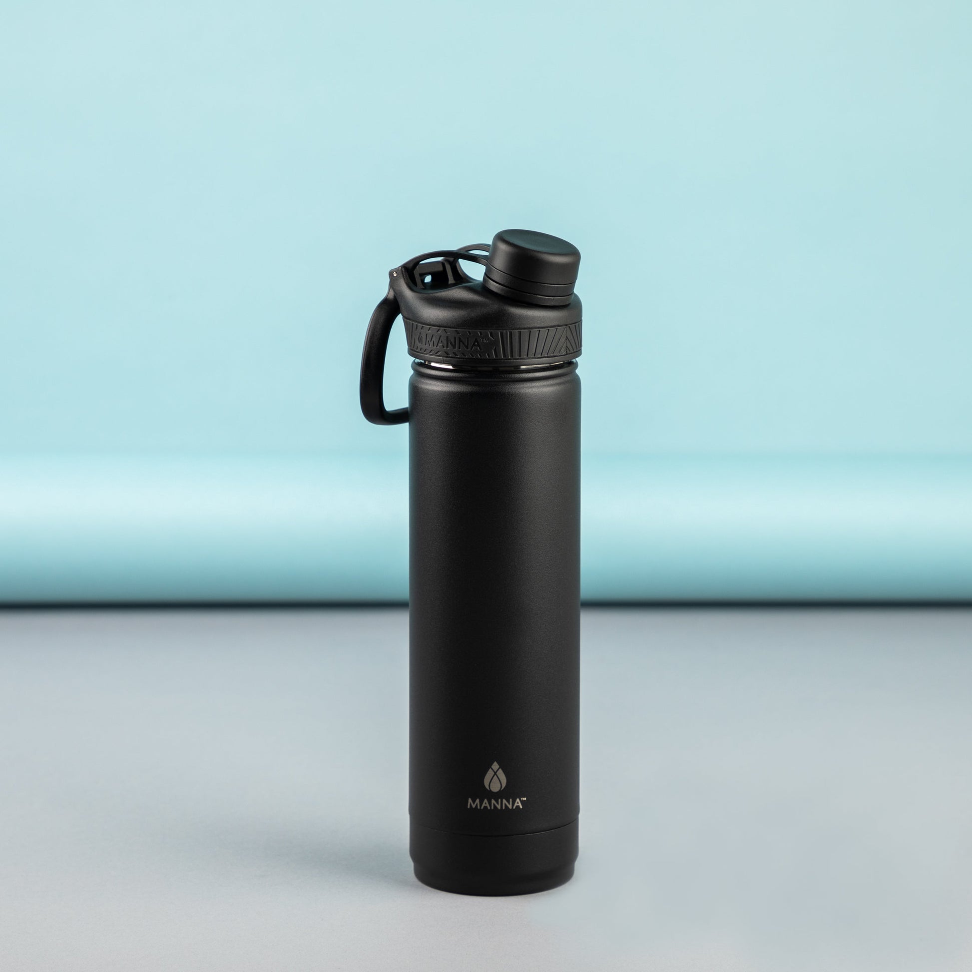 26-oz-saratoga-bottle-d7 MAN_Website_Saratoga_05.jpg